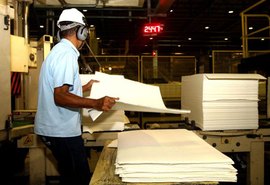 Produção industrial no Nordeste cai 0,8% segundo pesquisa do IBGE