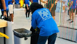 Cooperativa realiza coleta seletiva em evento de corrida na orla da Pajuçara