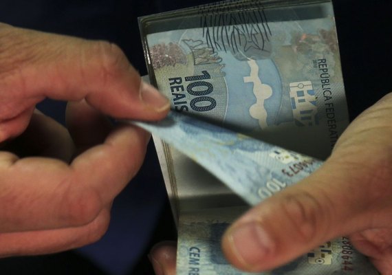 Pagamento do abono salarial para nascidos em maio e junho começa nesta sexta