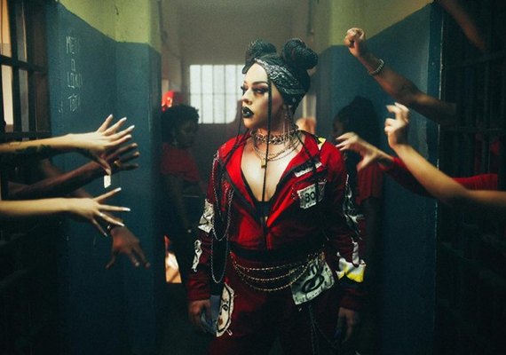 Gloria Groove anuncia clipe de “Coisa Boa”