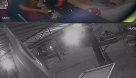 Torcedores são agredidos durante confusão em bar no Jacintinho
