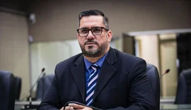 Leonardo Dias cobra aplicação de lei contra uso de maconha em locais públicos de Maceió