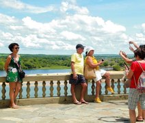 Parceria entre setor público e iniciativa privada leva turistas para Penedo