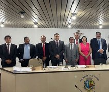 Vereadores de Palmeira dos Índios aprovam PL que aumenta seus salários em 80%