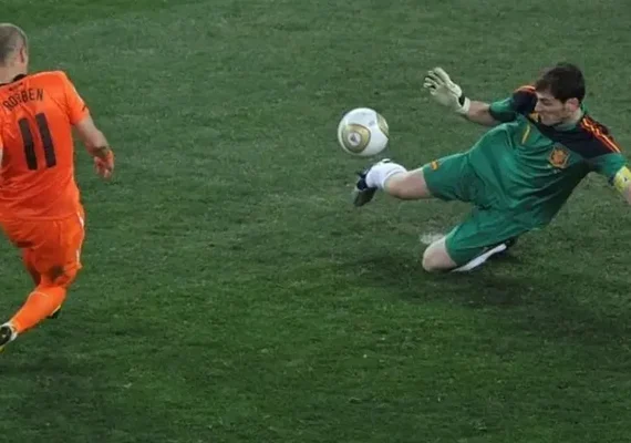 Camisa usada por Casillas na final da Copa de 2010 desaparece de museu espanhol
