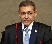Mensagens citam Kassio Nunes em relato de quarto com 5 meninas em festa