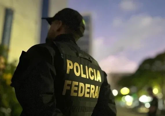 Delegado da PF é alvo de operação por venda de dados sigilosos