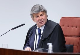 Bolsonarismo sofreu derrota devastadora com voto bombástico de Fux contra Fux