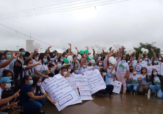 Profissionais de enfermagem de Arapiraca realizam protesto por piso salarial nacional