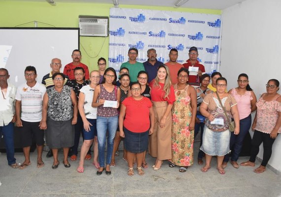 Programa Saúde no Olhar: 50 óculos são entregues gratuitamente em São José da Laje