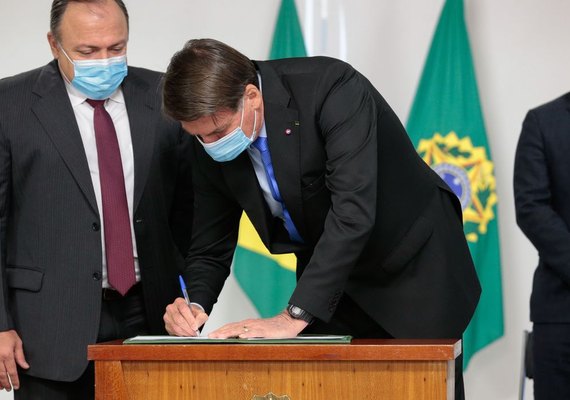 MP destina R$ 1,99 bilhão para viabilizar vacina contra covid-19