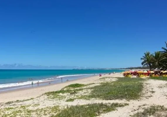 Turista deficiente visual desaparece na praia de Guaxuma e é encontrada pela PM
