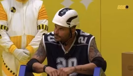 'BBB 26': Henri Castelli sofre convulsão em prova de resistência e é levado para hospital