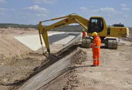 Obras no Canal do Sertão devem ser paralisadas