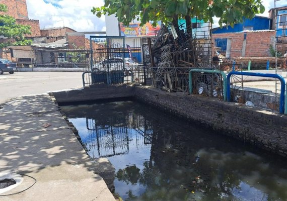 IMA autua Seminfra em R$ 100 mil por lançamento de efluente em canal que deságua na Laguna Mundaú