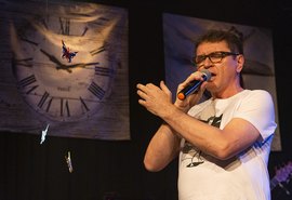Sonhando e trilhando a estrada para um mundo melhor, Marcos Farias apresenta Estação Utopia