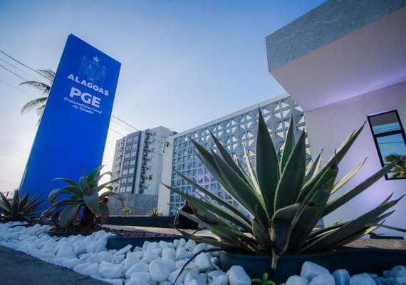 PGE apura suspeitas de fraude em registros de veículos no Detran
