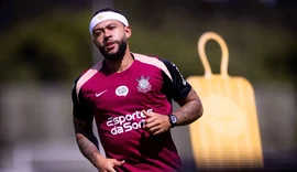 Memphis Depay se reapresenta ao Corinthians e aguarda registro no BID
