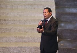 Mourão defende desvinculação de recursos do Orçamento da União