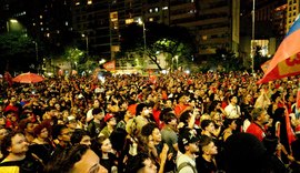 Estudantes ocupam ruas em apoio a Lula e apostam em virada no segundo  turno