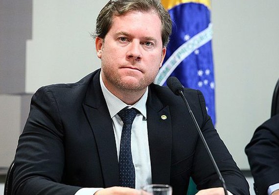 Marx Beltrão destaca importância do pagamento do Auxílio Brasil de R$ 400 reais para famílias carentes
