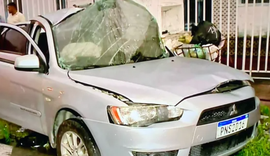 Colisão de carro em poste deixa um morto na Av. Dona Constança, em Maceió