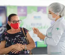 Covid: Em Maceió, 4ª dose da vacina é liberada para pessoas com 40 anos ou mais