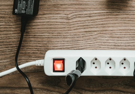 Dicas de como evitar acidentes com energia nesse período de isolamento social