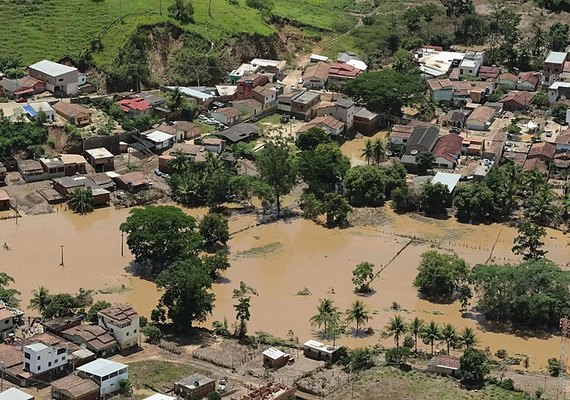 Apesar da negativa do Governo Federal, Bahia irá receber ajuda de outros países