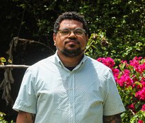Jean Albuquerque lança audiolivro de poemas “A ressaca do mar trincou meus ossos”