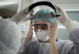 Ministério cria canal de suporte psicológico para profissionais de saúde