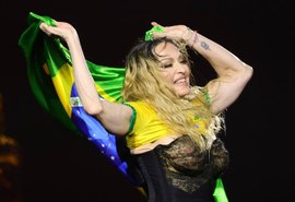 Areia do show de Madonna em Copacabana é vendida como item raro; saiba o valor