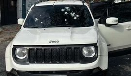 Homem é baleado após carro ser alvejado com mais de 10 tiros em Maceió