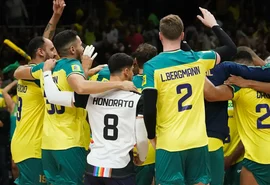 Brasil derrota Polônia na Liga das Nações Masculina de Vôlei