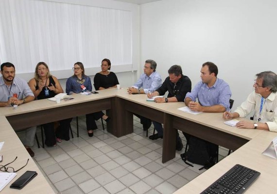 Secretaria Municipal de Turismo alinha ações em parceria com o Sebrae