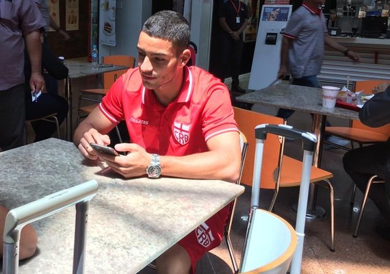 Felipe Ferreira confirma interesse de clubes da série A