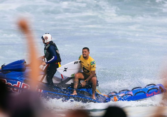 Surfe: Brasil garante título do Rio Pro de forma antecipada
