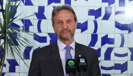 Líder do PT passa mal durante reunião e Câmara adia votações
