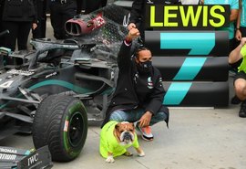 Hamilton se junta aos campeões mundiais mais velhos da história da Fórmula 1