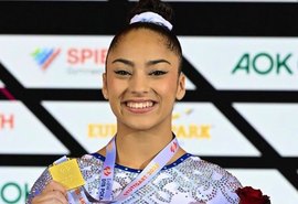 Júlia Soares leva ouro em tradicional evento de ginástica na Alemanha