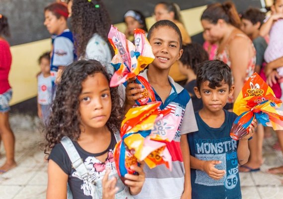 Trenzinho da Páscoa diverte criançada de mais três bairros neste sábado (16)