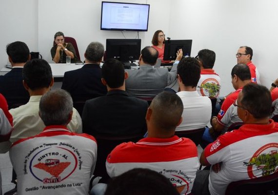 Rodoviários aceitam reajuste em acordo