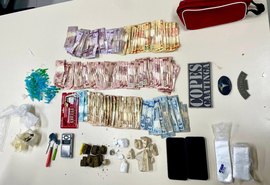 PM apreende armas de fogo e drogas na capital e interior de Alagoas