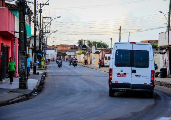 Prefeitura de Maceió  finaliza recapeamento da Avenida Mundaú