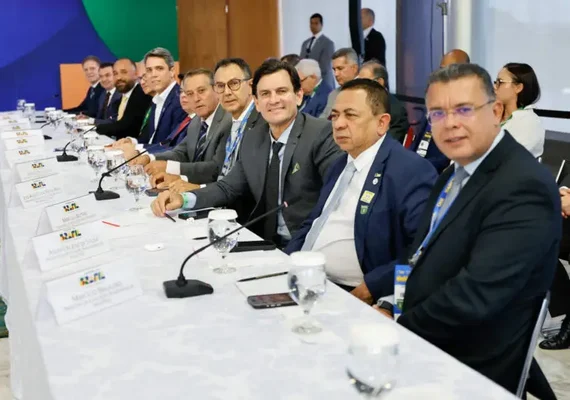 Marcelo Beltrão leva demandas de prefeitos de AL a encontro com Lula