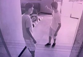 Adolescente é apreendido após suspeita de roubo de meio milhão em apartamento na Ponta Verde