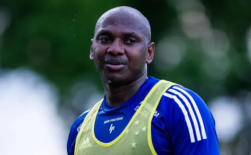 CSA acerta com atacante Sassá, ex-Cruzeiro, diz site