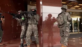 Coreia do Sul simula ataques com bombas, drones e agentes químicos