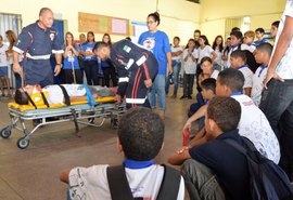 Samu nas Escolas retoma ações para continuar reduzindo o número de trotes