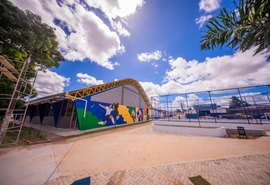 Luciano Barbosa entrega nova praça e ginásio no Paineiras
